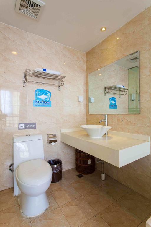 7Days Inn Yueyang East Maoling Pedestrain Street الغرفة الصورة
